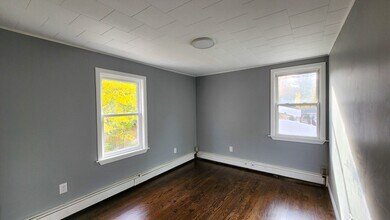 30 Union St in Foxboro, MA - Building Photo - Building Photo
