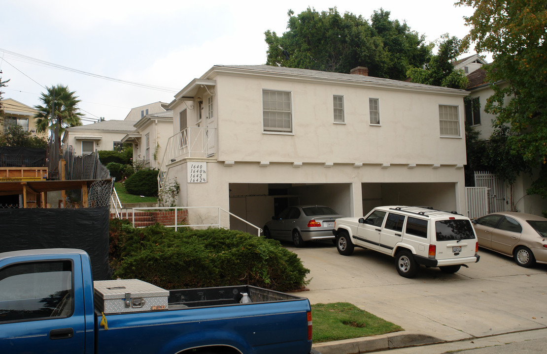 1640-1642 Malcolm Ave in Los Angeles, CA - Building Photo