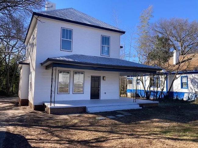 property at 708 E Whitner St
