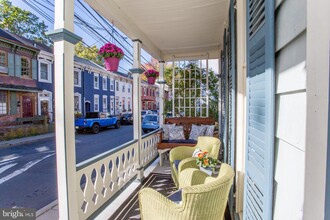 34 Swan St in Lambertville, NJ - Building Photo - Building Photo