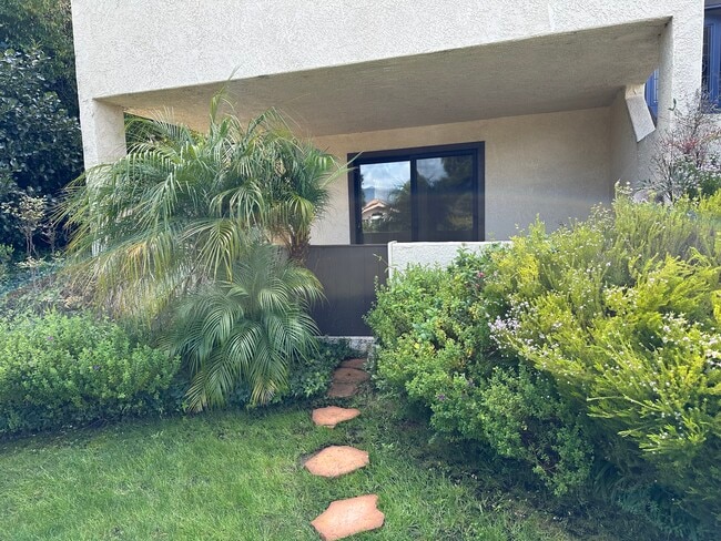 815 Mirada Dr in San Luis Obispo, CA - Building Photo - Building Photo