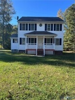 2123 Cloverdale Ave in Hopewell, VA - Building Photo