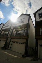 861 Fisher St in Houston, TX - Building Photo