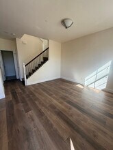 2390 Brookwood Ave in Santa Rosa, CA - Foto de edificio - Building Photo