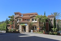Building Photo - Fifty Twenty Five Apartamentos in San Diego, California