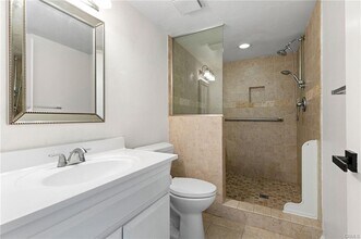 18282 Fieldbury Ln in Huntington Beach, CA - Building Photo - Building Photo