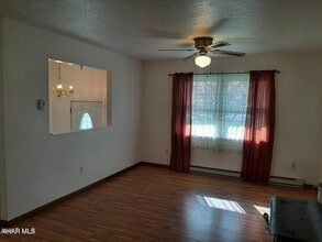306 Red Oak Ln in Cresson, PA - Building Photo - Building Photo