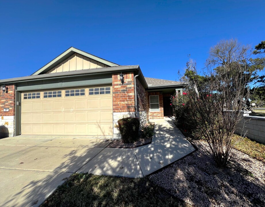 347 Brenham Pass in Georgetown, TX - Building Photo