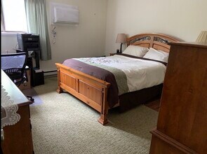 134 Amberly Dr, Unit J in Englishtown, NJ - Building Photo - Building Photo