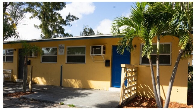 property at 5409 Pinewood Ave