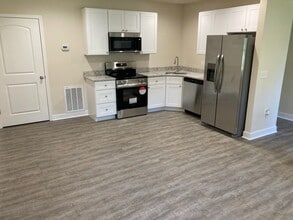 351 Rolando Dr in Colonial Beach, VA - Building Photo - Building Photo