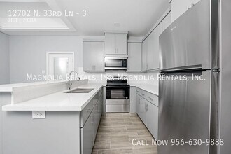 12702 N 33rd Ln, Unit 3 in Edinburg, TX - Foto de edificio - Building Photo