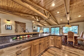 948 Harold Dr in Incline Village, NV - Building Photo - Building Photo