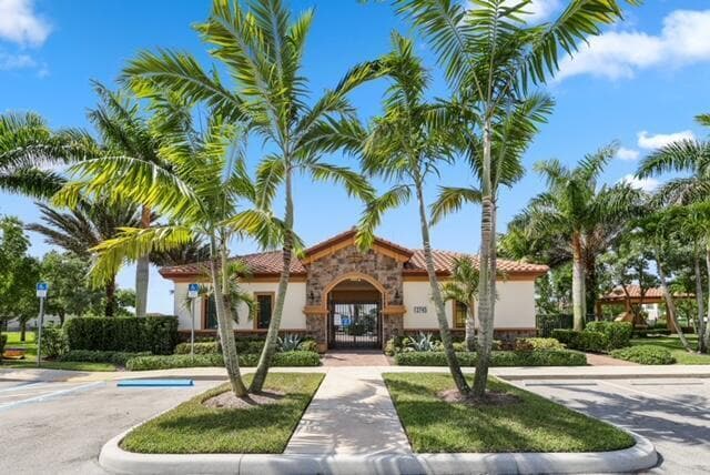 5309 Santa Maria Ave