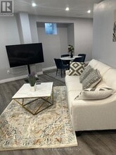 3212 Preserve Dr in Oakville, ON - Building Photo - Building Photo