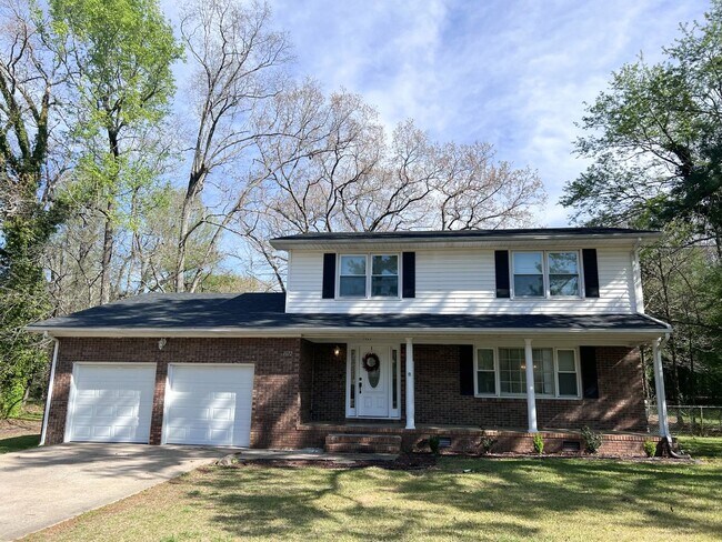 property at 1972 Canterbury Square