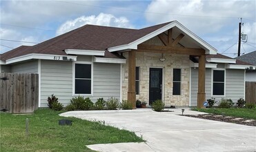 813 Blue Quail St in Alamo, TX - Building Photo - Building Photo