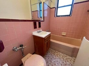 74-10 35th Ave in Queens, NY - Building Photo - Building Photo