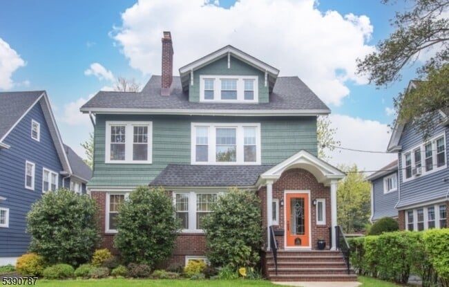 property at 238 Park St