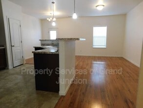 621 Zenith Ln in Grand Junction, CO - Building Photo - Building Photo