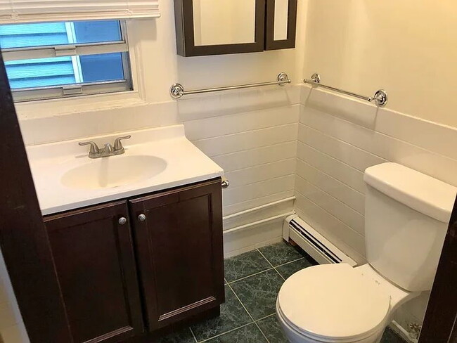 212 Lexington St in Boston, MA - Building Photo - Building Photo