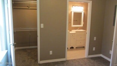 17281 Avondale Cir in Biloxi, MS - Building Photo - Building Photo