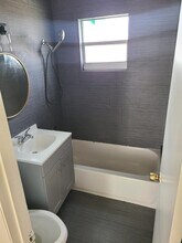 227 NW 15th Ave in Delray Beach, FL - Building Photo - Building Photo