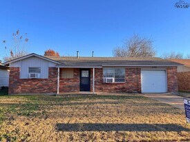 2709 Palmetto Dr in Wichita Falls, TX - Building Photo