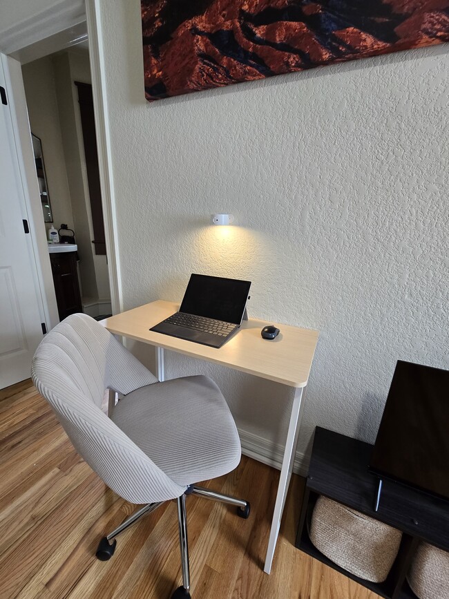 1650 N Pearl St, Unit 22 in Denver, CO - Foto de edificio - Building Photo