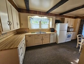 123 Swift St in Auburn, NY - Building Photo - Building Photo