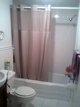 1872 Commonwealth Ave, Unit 7 in Boston, MA - Building Photo - Building Photo