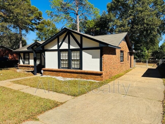 427 E Rutgers Loop in Montgomery, AL - Building Photo - Building Photo
