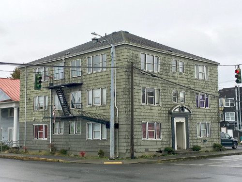 201 N F St in Aberdeen, WA - Building Photo - Building Photo