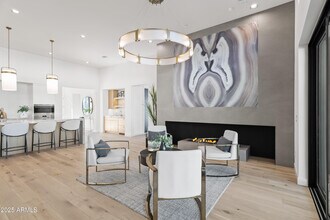 1538 W Wagon Wheel Dr in Phoenix, AZ - Building Photo - Building Photo