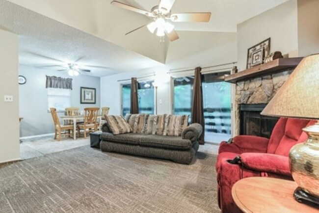 2143 N Cedarhouse Terrace in Crystal River, FL - Building Photo - Building Photo