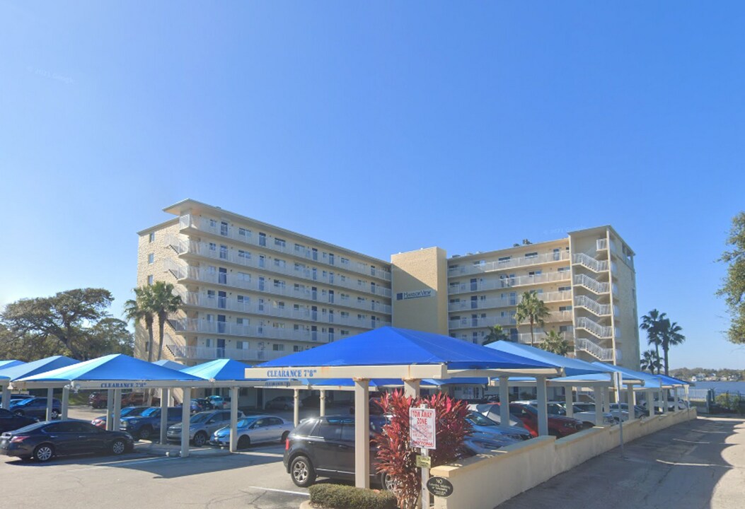 145 N Halifax Ave in Daytona Beach, FL - Building Photo