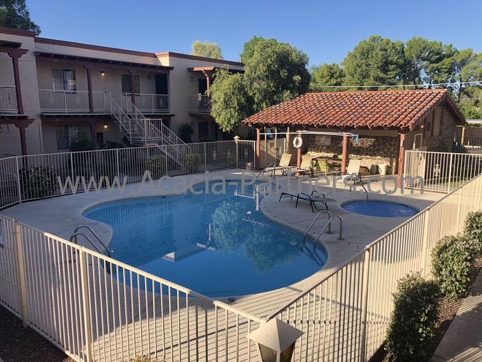 3357 N Country Club Rd-Unit -Apt 40 in Tucson, AZ - Foto de edificio