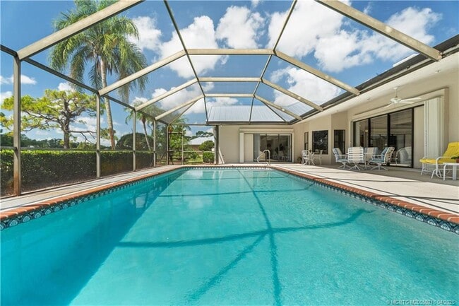 4704 SW Bermuda Way in Palm City, FL - Building Photo - Building Photo