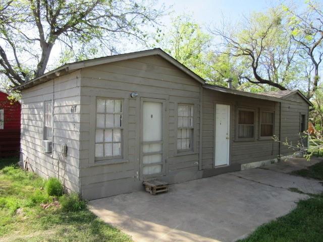 617 E N 18th St in Abilene, TX - Building Photo