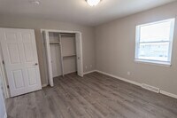 3611 Hermitage Rd photo'