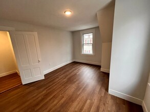 400 Court St, Unit 2 in Plymouth, MA - Building Photo - Building Photo
