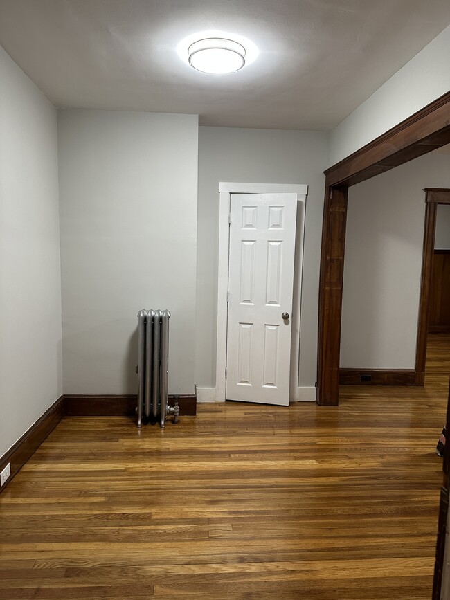 99 Wellsmere Rd, Unit First Floor in Boston, MA - Building Photo - Building Photo