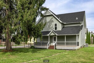 100 8th St in Milton, PA - Building Photo