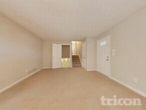 1394 Winndale Rd in Dallas, GA - Foto de edificio - Building Photo