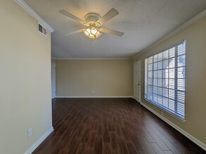 East Parkway Apartments in Memphis, TN - Building Photo - Building Photo