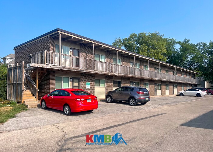 126 32nd St NE, Unit 18 in Cedar Rapids, IA - Building Photo