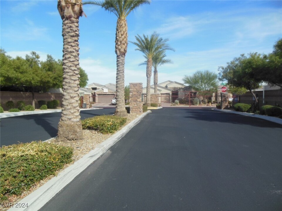 91 Buckthorn Ridge Ct in Las Vegas, NV - Building Photo