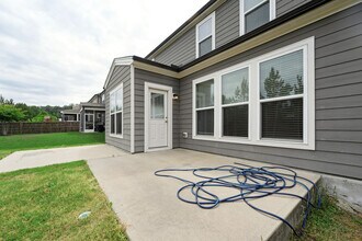 3352 Bordwell Ridge Dr in New Hill, NC - Building Photo - Building Photo