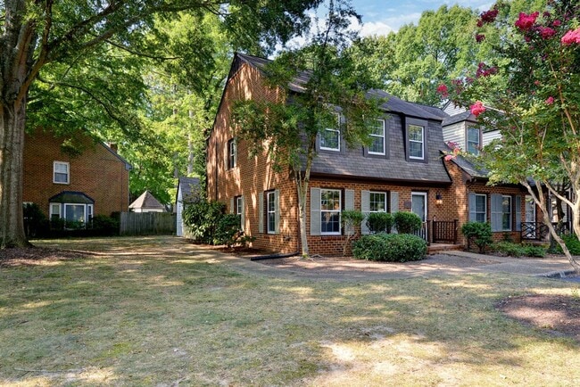 128 Sloane Pl in Newport News, VA - Building Photo - Building Photo