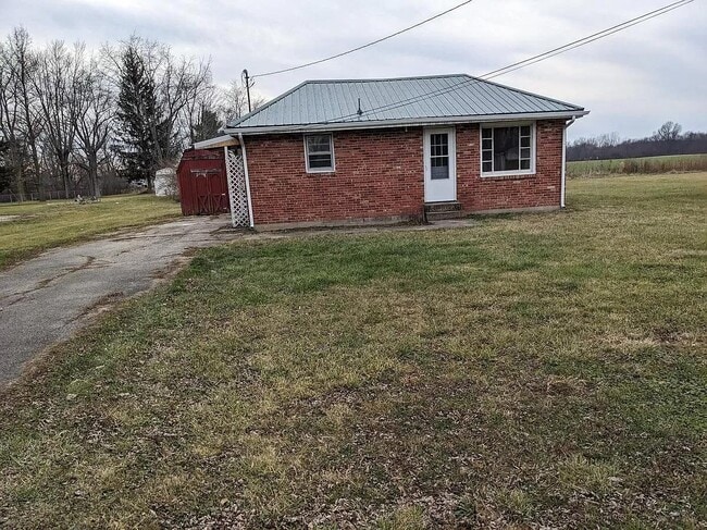 property at 1109 S Pittenger Rd
